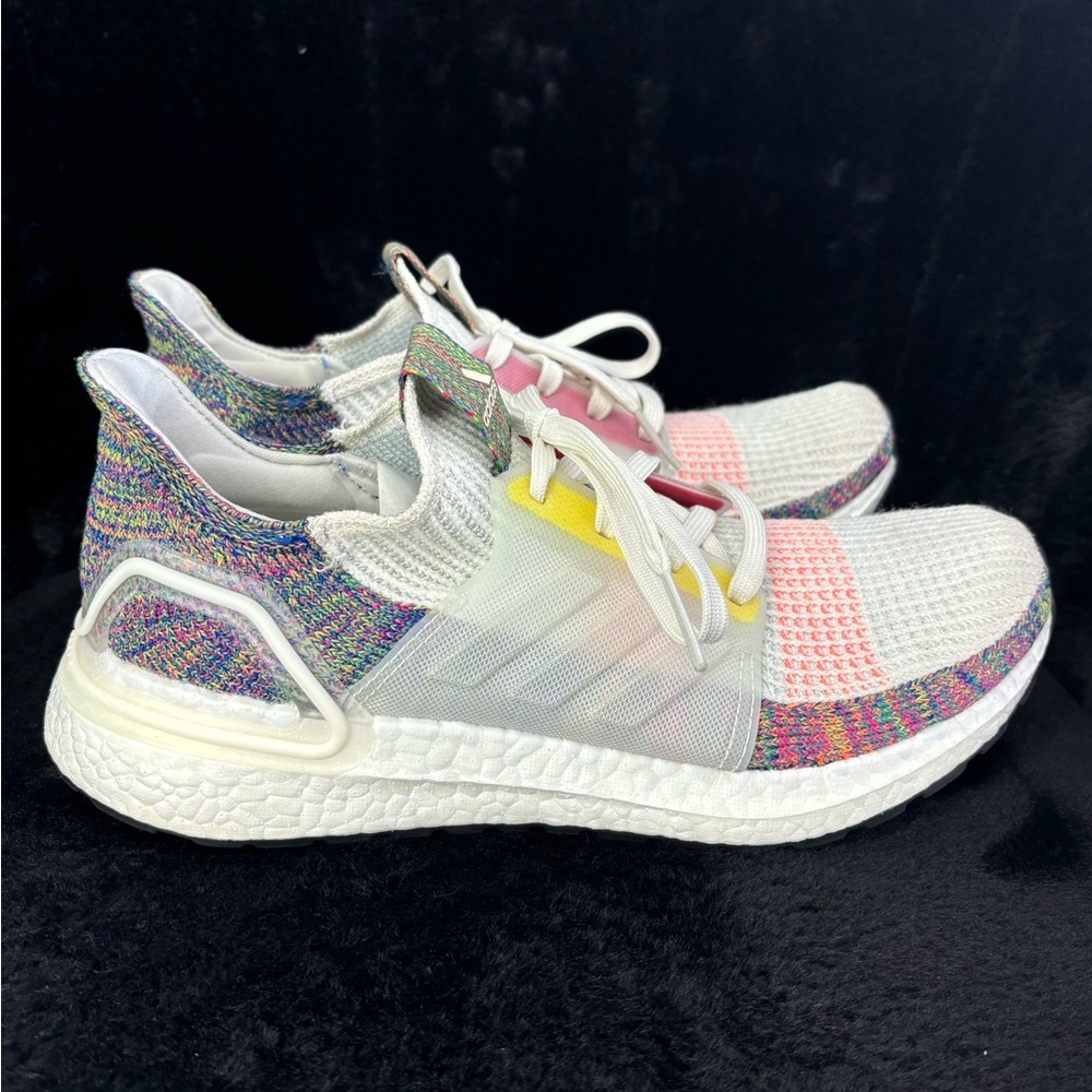 Adidas Ultra boost 19 ‘Pride’  in Size Men’s 7 1/2